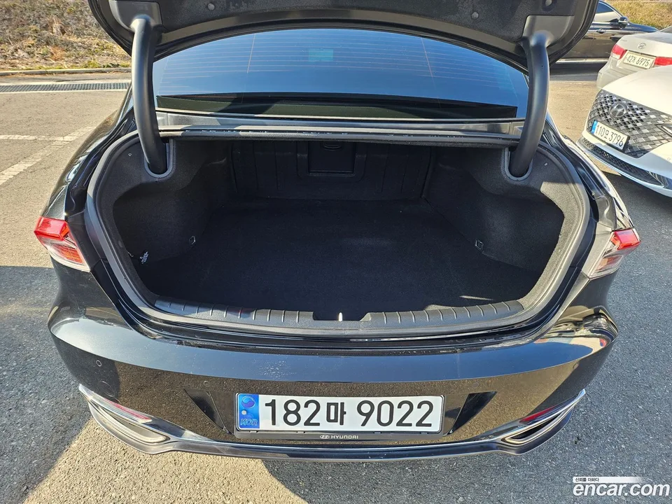 Hyundai Grandeur IG 2.5 2022 — миниатюра 2