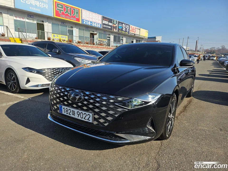 Hyundai Grandeur IG 2.5 2022 — фото 1, купить с доставкой в Москву