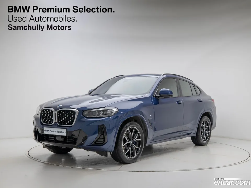 BMW X4 xDrive20i M 2023 — фото 1, купить с доставкой в Москву
