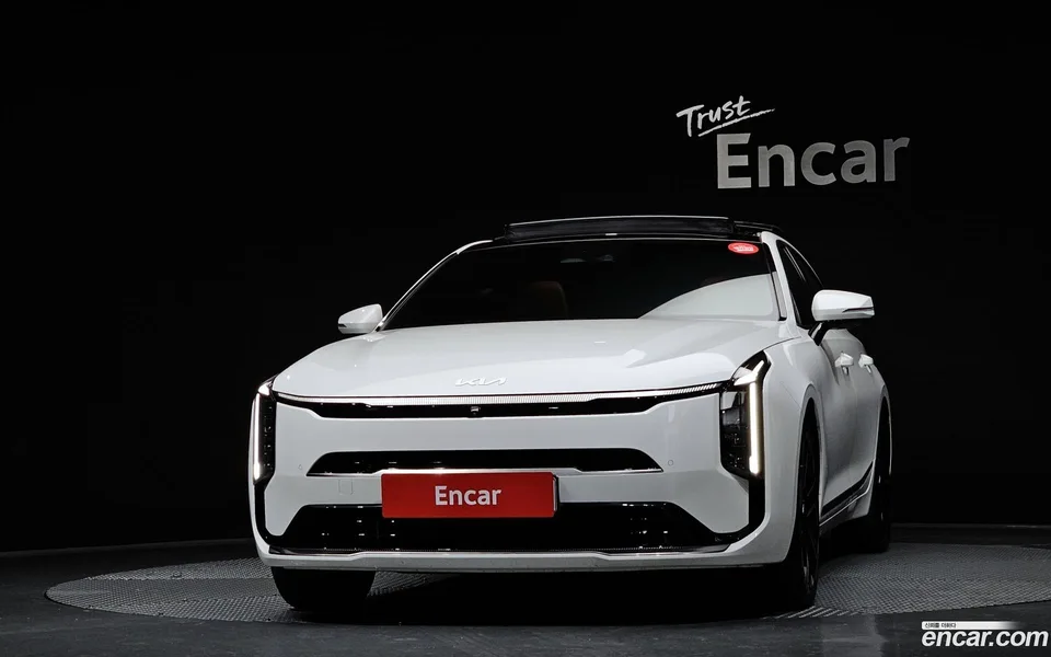 Kia K8 Hybrid 2025 — миниатюра 3