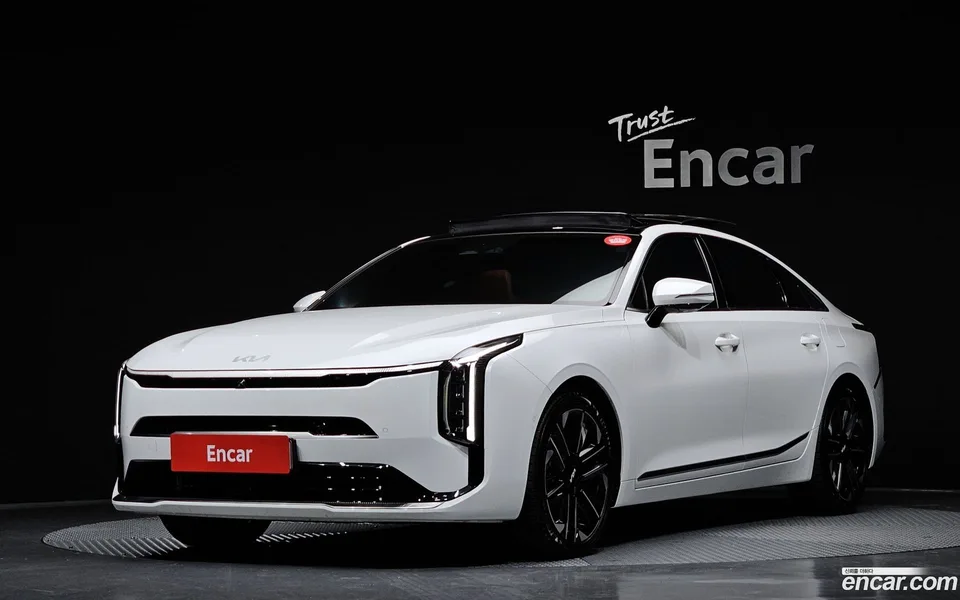 Kia K8 Hybrid 2025 — фото 1, купить с доставкой в Москву