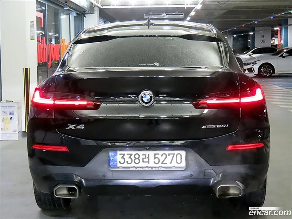 BMW X4 xDrive20i xLine 2023 — миниатюра 5