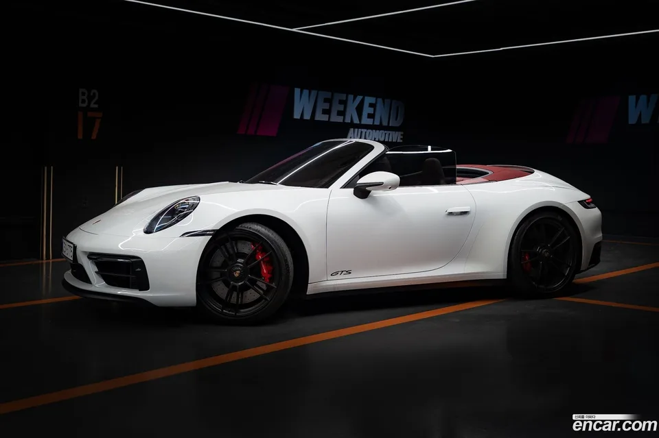 Porsche 911 (992) 4 GTS 2023 — миниатюра 3