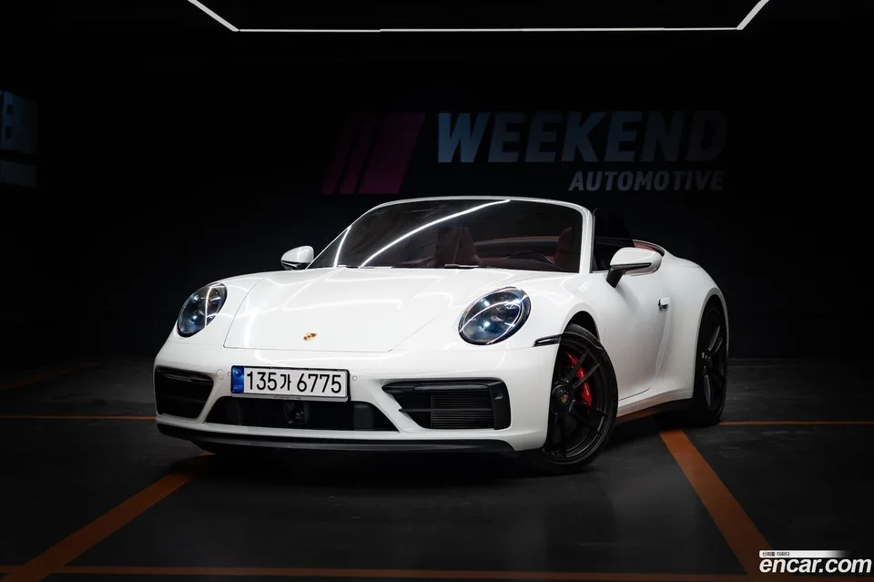 Porsche 911 (992) 4 GTS 2023 — фото 1, купить с доставкой в Москву