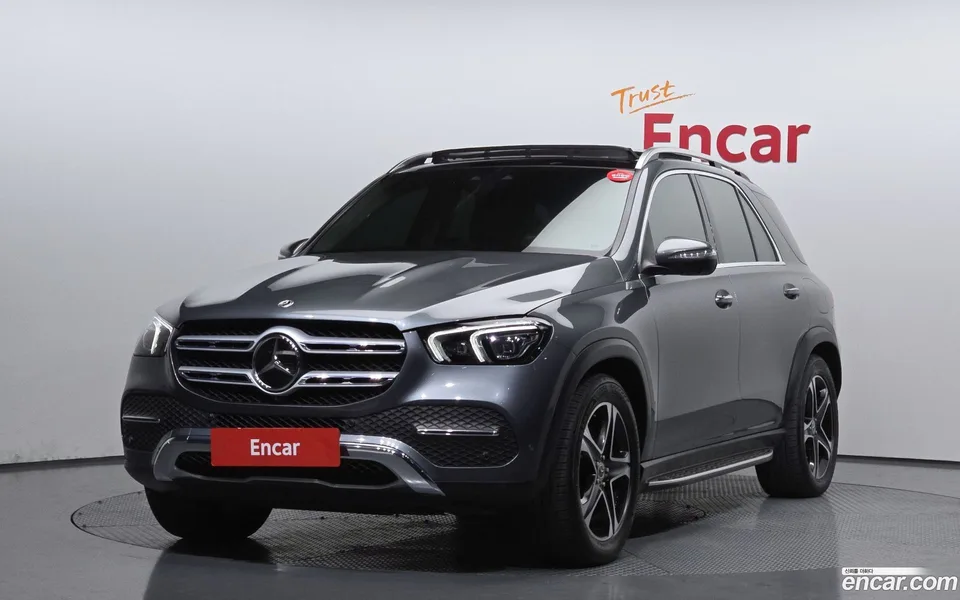 Mercedes-Benz GLE-Class GLE350e 4MATIC 2022 — фото 1, купить с доставкой в Москву