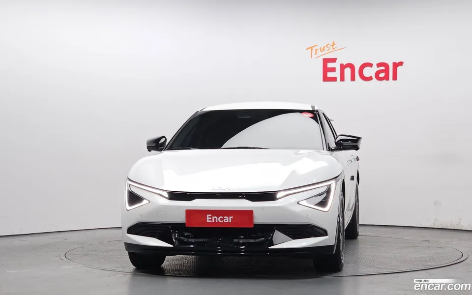 Kia EV6 4WD 2025 — миниатюра 3