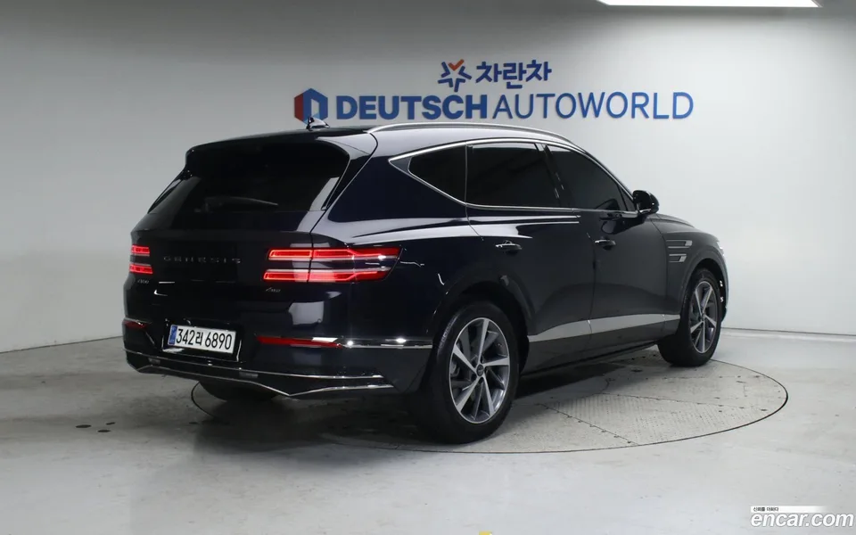 Genesis GV80 2.5T AWD 2025 — фото 1, купить с доставкой в Москву