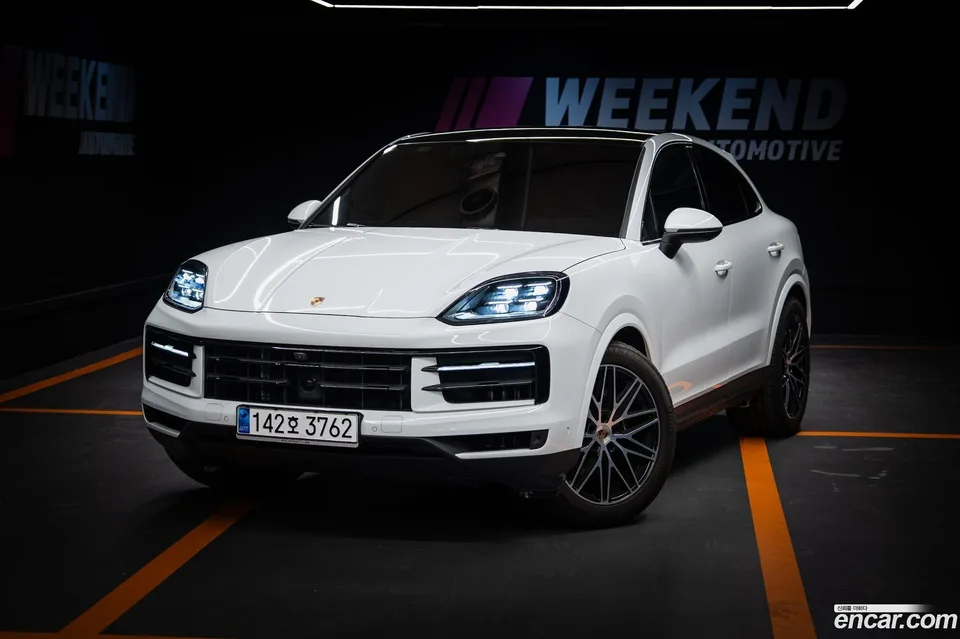 Porsche Cayenne 3.0 2025 — фото 1, купить с доставкой в Москву