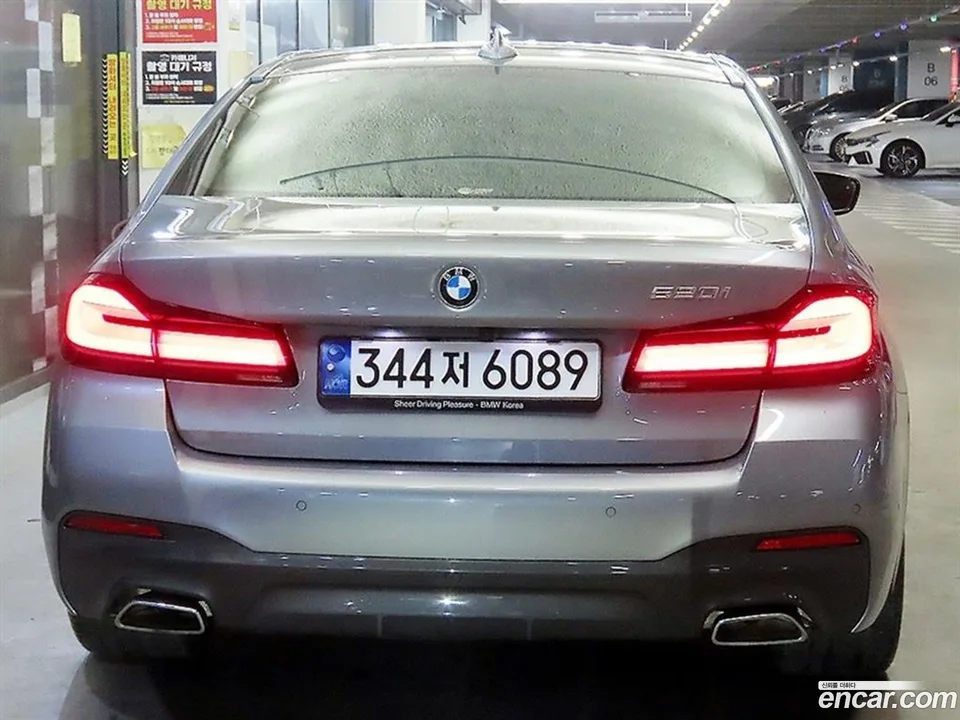 BMW 5 Series 520i M 2023 — миниатюра 5