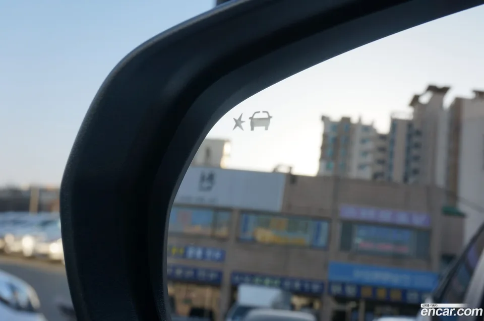 Chevrolet Trax Crossover 1.2 ACTIV 2025 — миниатюра 2