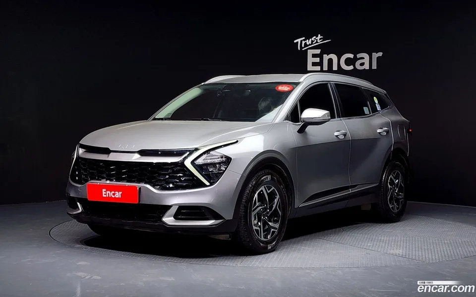 Kia Sportage 2.0 4WD 2022 — фото 1, купить с доставкой в Москву