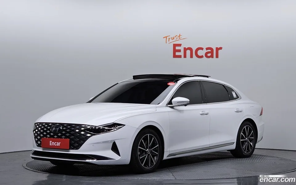 Hyundai Grandeur IG 2.5 2022 — фото 1, купить с доставкой в Москву