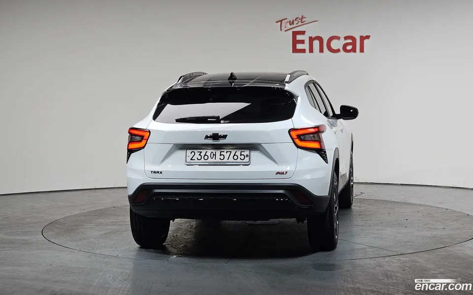 Chevrolet Trax Crossover 1.2 RS 2025 — миниатюра 3