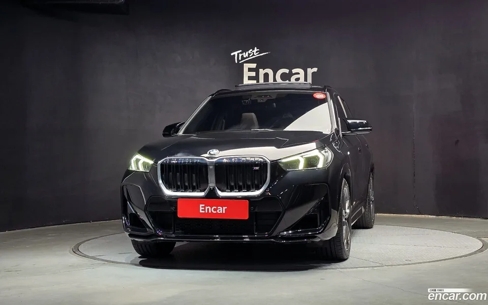 BMW X1 M35i xDrive 2024 — миниатюра 3