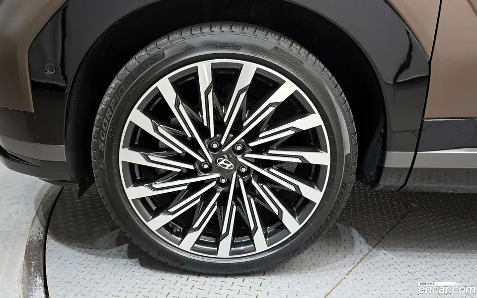 Hyundai SantaFe 2.5T 2WD 2024 — миниатюра 5