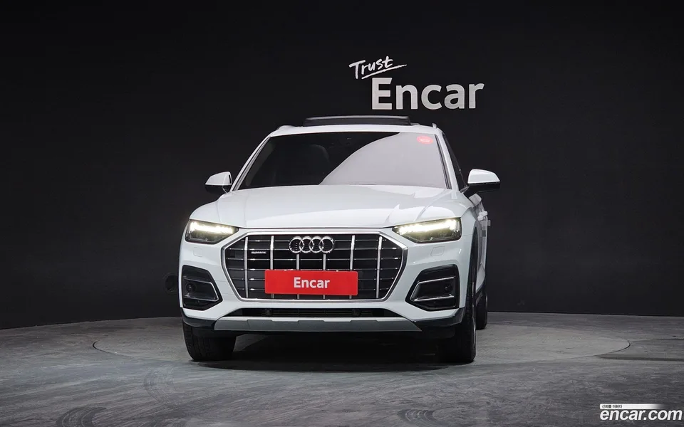 Audi Q5 45 TFSI 2024 — миниатюра 3