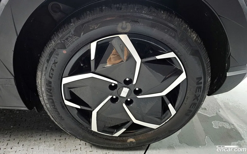 Hyundai Ioniq 5 2023 — миниатюра 5
