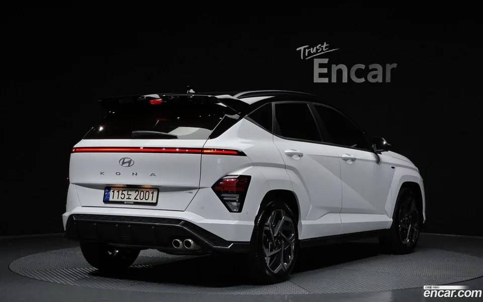 Hyundai Kona 1.6 4WD 2024 — миниатюра 2