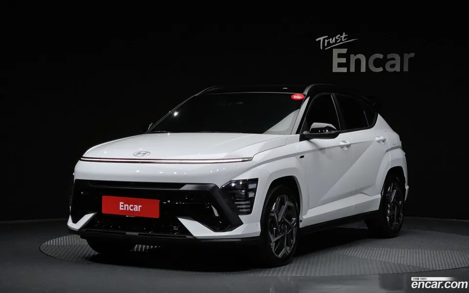 Hyundai Kona 1.6 4WD 2024 — фото 1, купить с доставкой в Москву