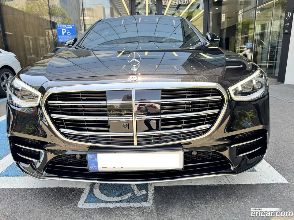 Mercedes-Benz S-Class S500L 4MATIC 2025 — миниатюра 3