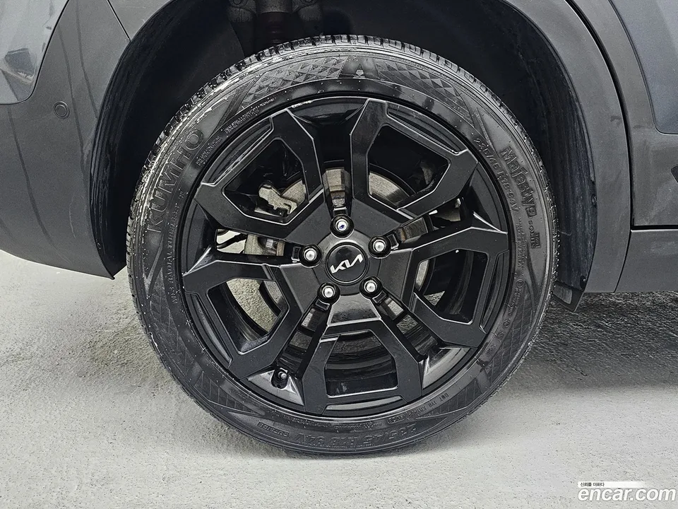 Kia Seltos 1.6 4WD 2023 — миниатюра 2