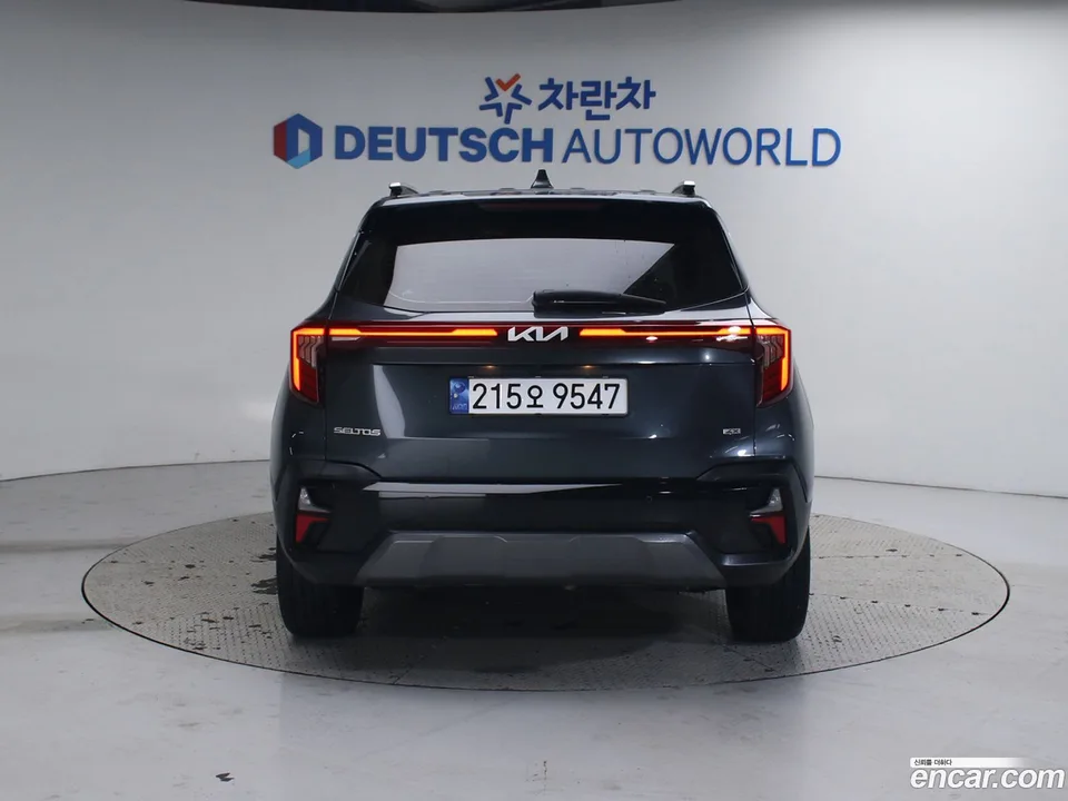 Kia Seltos 1.6 4WD 2023 — миниатюра 4