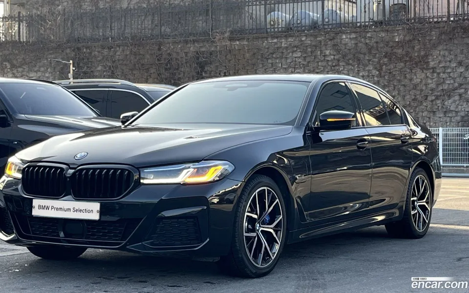 BMW 5 Series 2023