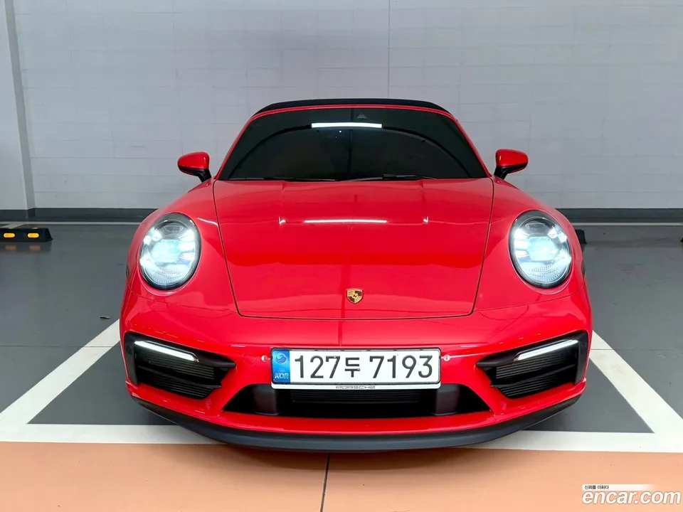 Porsche 911 (992) GTS 2022 — миниатюра 3