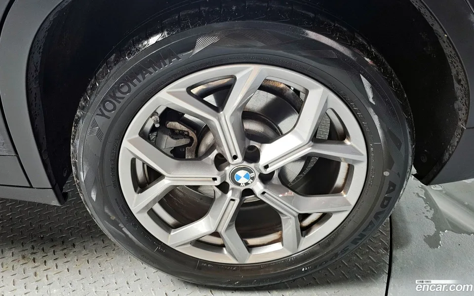 BMW X4 xDrive20d xLine 2022 — миниатюра 5
