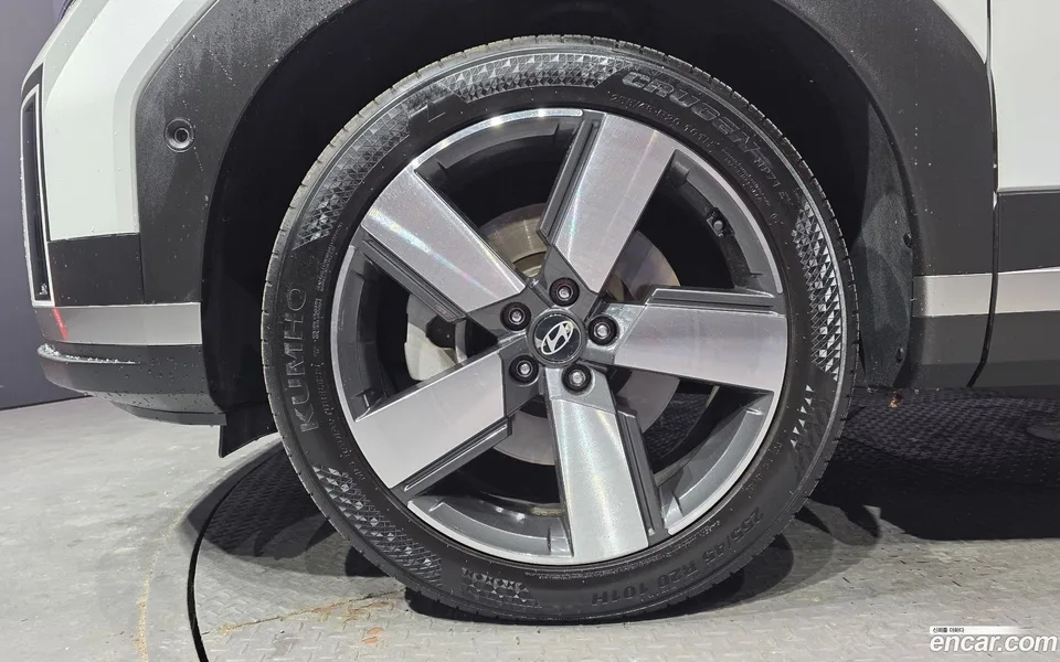 Hyundai SantaFe 2.5T 2WD 2023 — миниатюра 2
