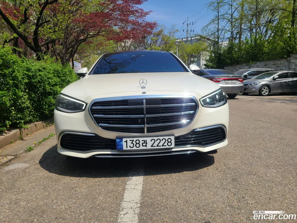 Mercedes-Benz S-Class S580L 4MATIC 2024 — фото 1, купить с доставкой в Москву
