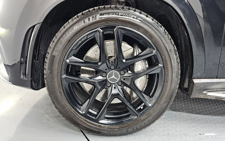 Mercedes-Benz GLE-Class AMG GLE53 4MATIC+ 2022 — миниатюра 2