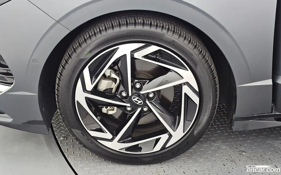 Hyundai Sonata The Edge 1.6 2024 — миниатюра 2
