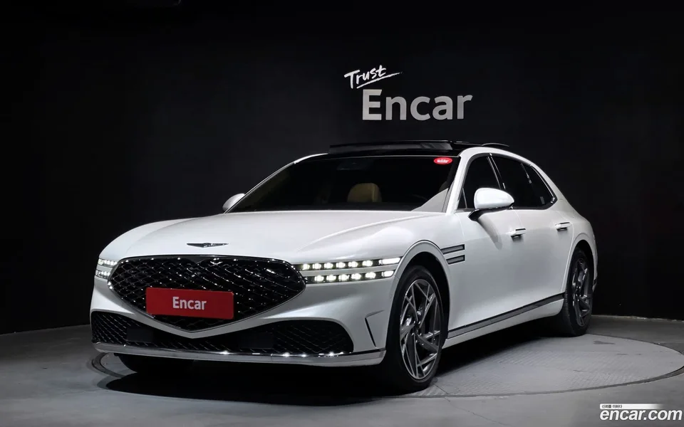 Genesis G90 3.5 AWD 2023 — фото 1, купить с доставкой в Москву