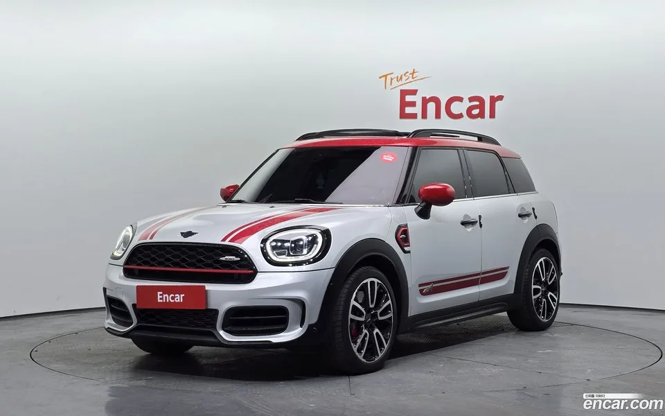 MINI Cooper S Countryman JCW 2022 — фото 1, купить с доставкой в Москву