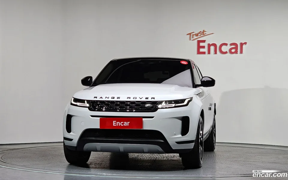 Land Rover Range Rover Evoque P250 SE 2023 — миниатюра 3