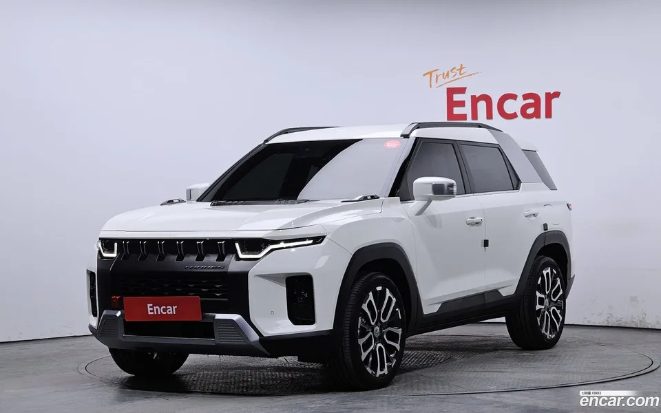 KG Mobility Torres 1.5 2WD 2023 — фото 1, купить с доставкой в Москву