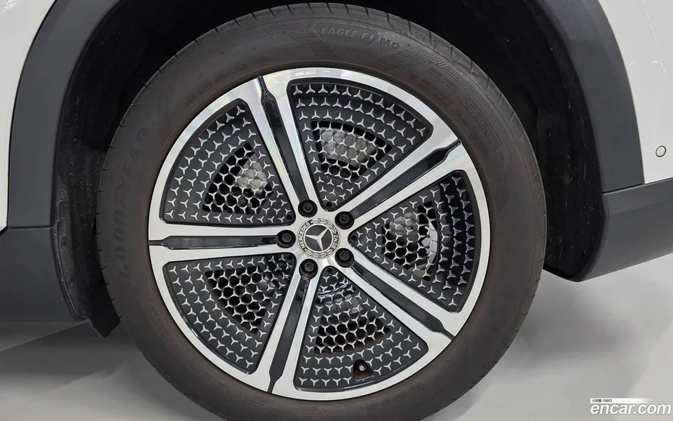 Mercedes-Benz EQS SUV EQS450 4MATIC 2023 — миниатюра 3