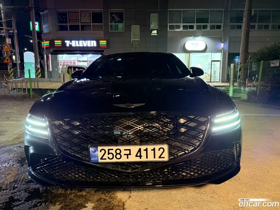 Genesis G80 2.5 AWD 2025 — фото 1, купить с доставкой в Москву