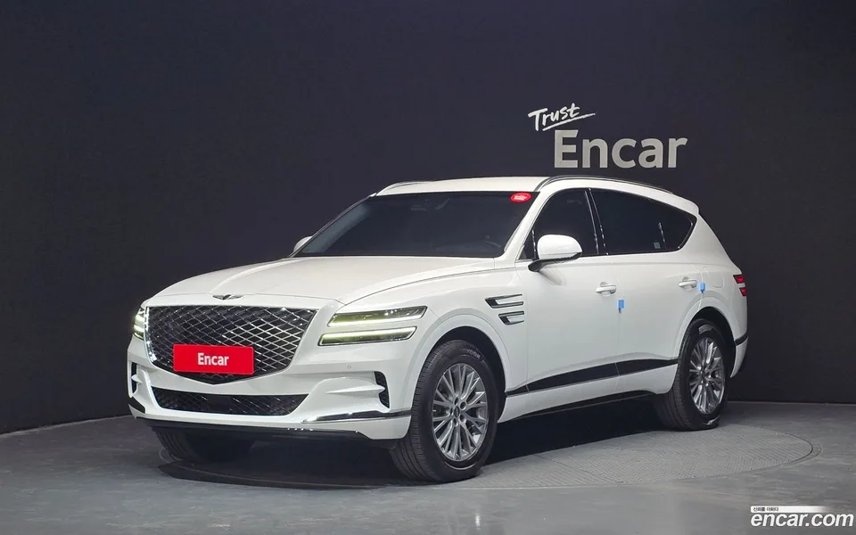 Genesis GV80 2.5T AWD 2023 — фото 1, купить с доставкой в Москву