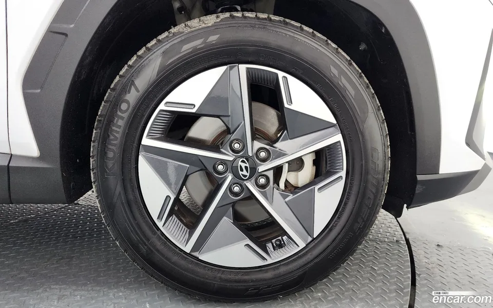 Hyundai Tucson NX4 1.6 2WD 2024 — миниатюра 2