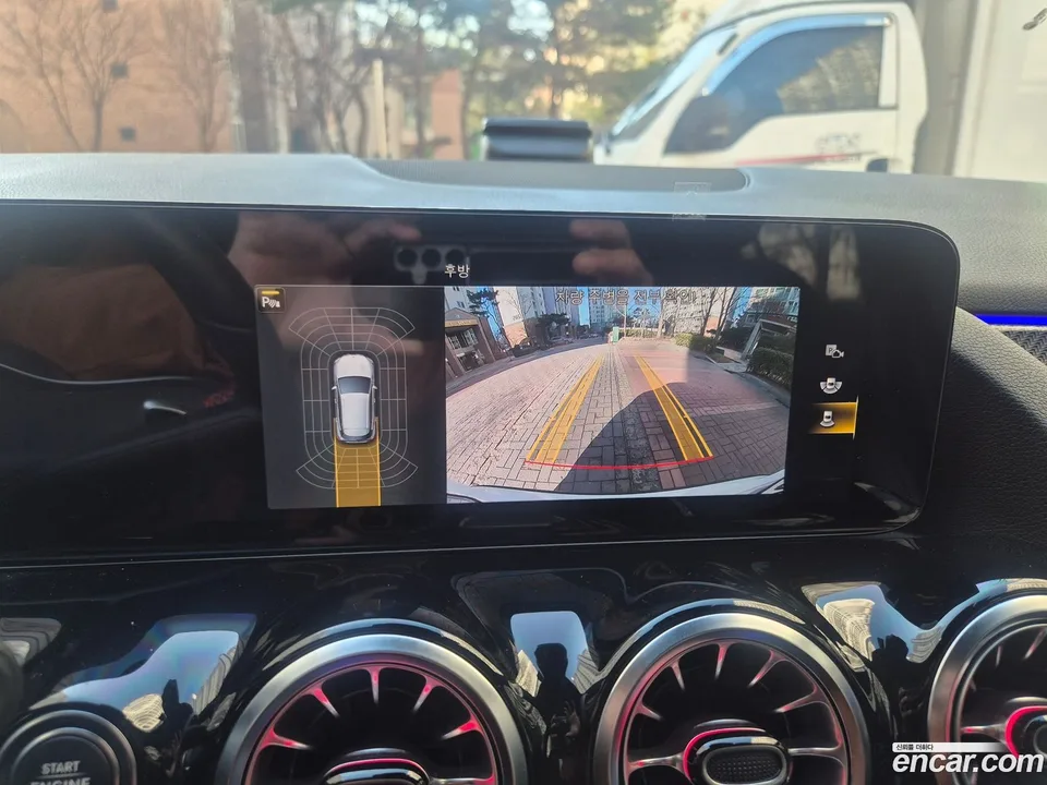 Mercedes-Benz GLA-Class GLA250 4MATIC 2023 — миниатюра 2