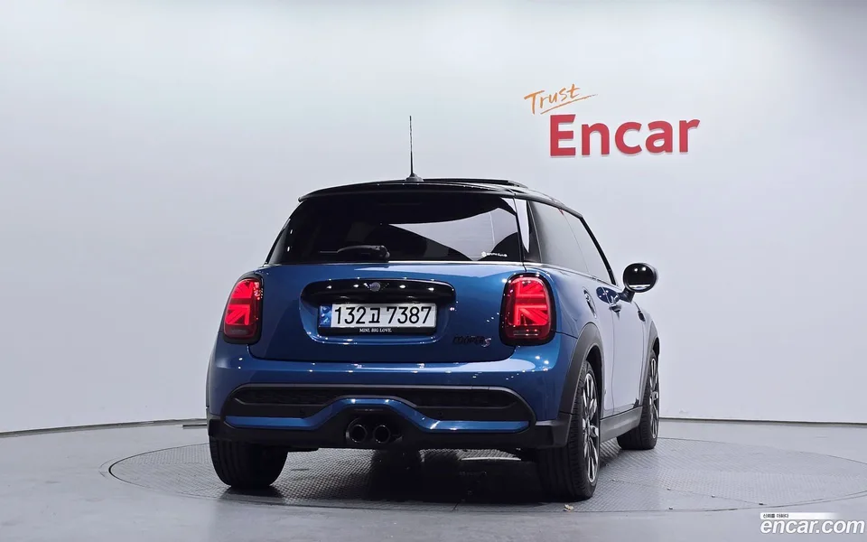 MINI Cooper S 2022 — миниатюра 4