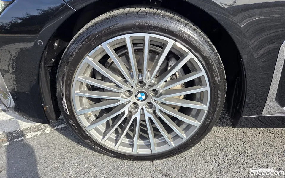 BMW 7 Series 730d xDrive 2022 — миниатюра 2