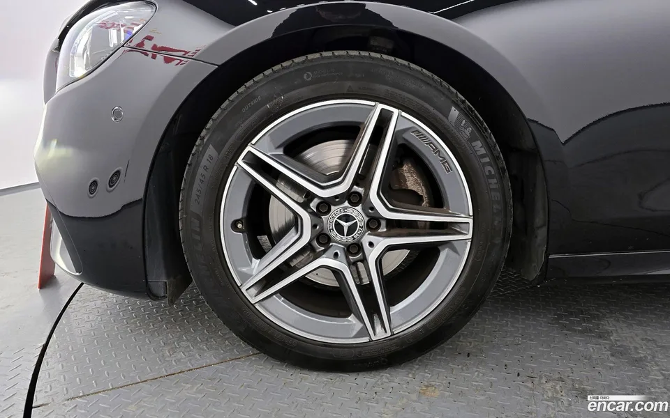 Mercedes-Benz E-Class E250 AMG Line 2022 — миниатюра 2