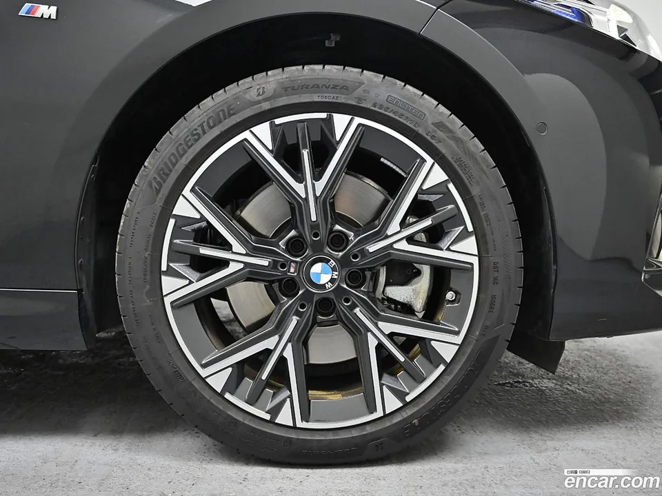 BMW 1 Series 120 M 2025 — миниатюра 5