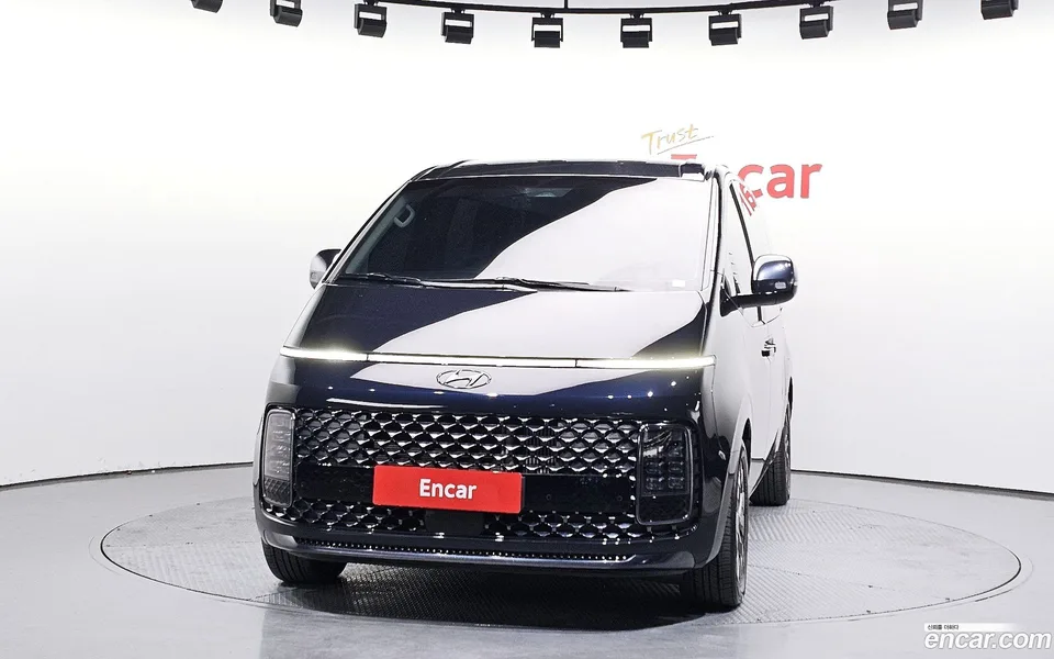 Hyundai Staria 9 2022 — миниатюра 3