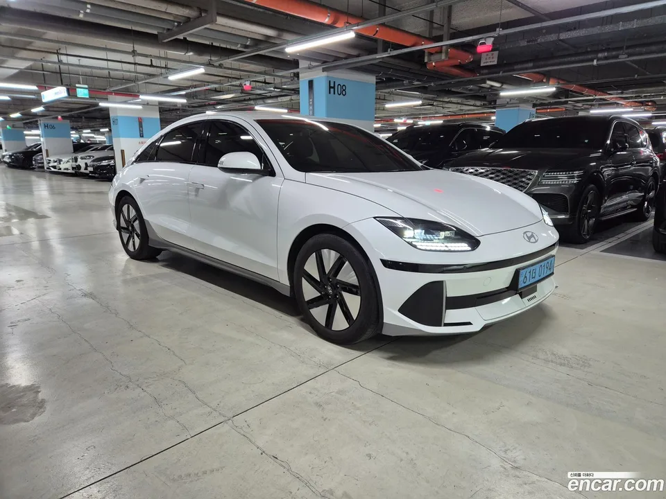 Hyundai Ioniq 6 2022 — миниатюра 3
