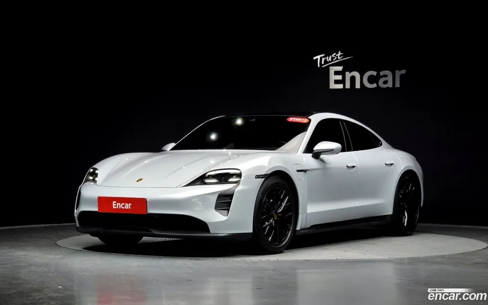Porsche Taycan GTS 2023 — фото 1, купить с доставкой в Москву