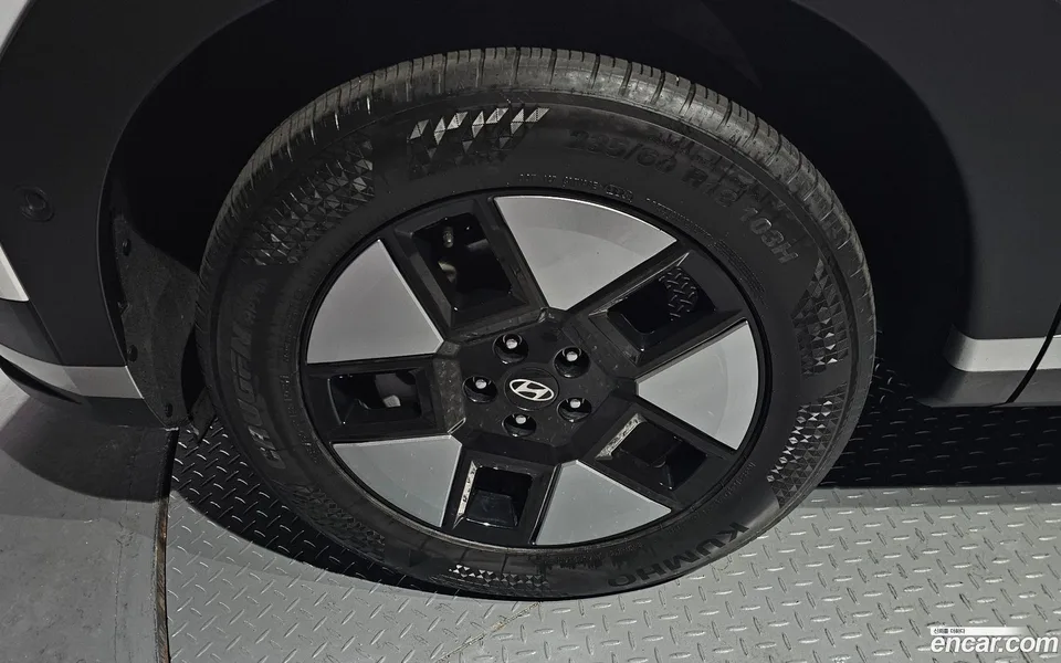 Hyundai SantaFe HEV 1.6 2WD 2023 — миниатюра 2
